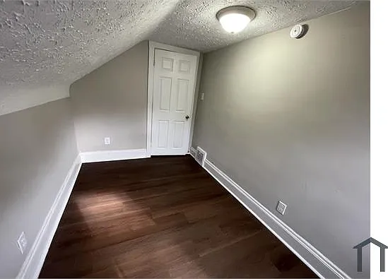 6553 Newman Ave #1 — Photo 16