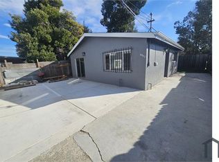 6937 Lockwood St, Oakland, CA 94621