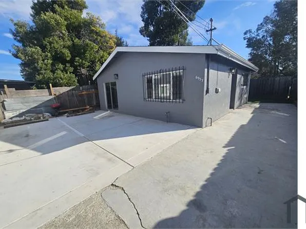 6937 Lockwood St, Oakland, CA 94621