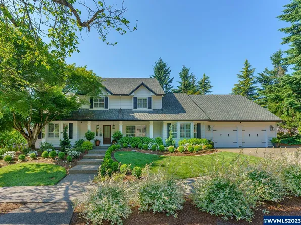 1580 Cambridge Dr SE, Salem, OR 97302