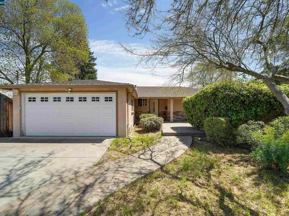 3230 Claudia Dr, Concord, CA 94519