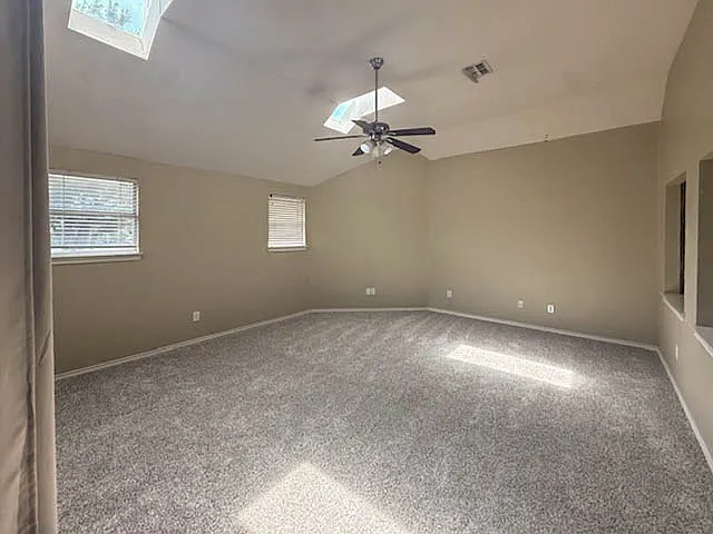104 San Mateo Ct — Photo 21