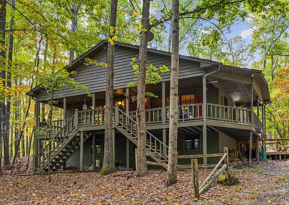 1st image of 475 Timber Ridge Rd
