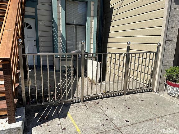3rd image of 675-677 Spruce St