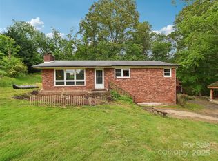 51 Sunset Dr, Asheville, NC 28806