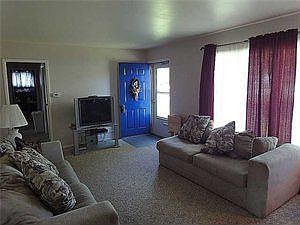 4th image of 5775 Goodrich