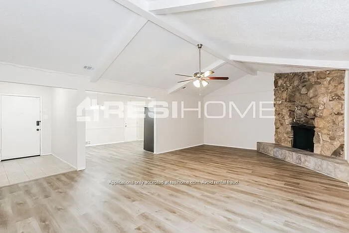 1300 Prelude Dr — Photo 6