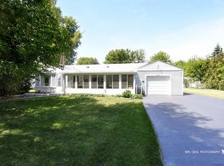 21452 W Sarah Dr, Lake Villa, IL 60046
