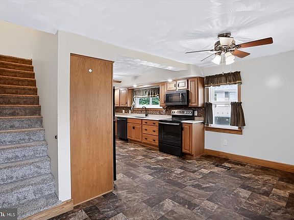 4th image of 20228 2nd St