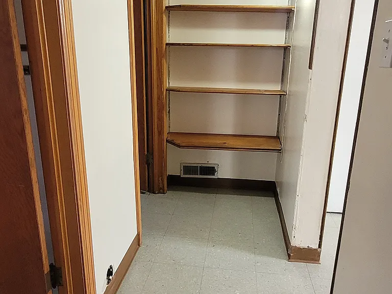 551 E Hooper Ave #1 — Photo 6