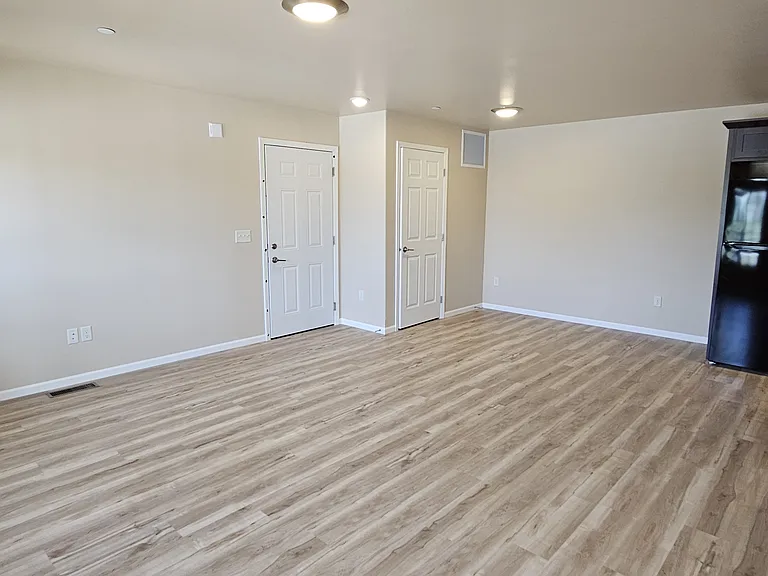 443 Neel St #201 — Photo 4