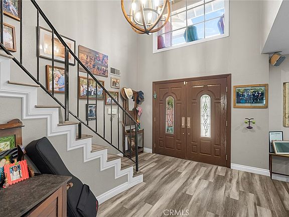 3rd image of 22855 Sparrowdell Dr