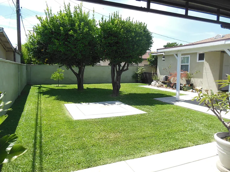 447 Melham Ave — Photo 22