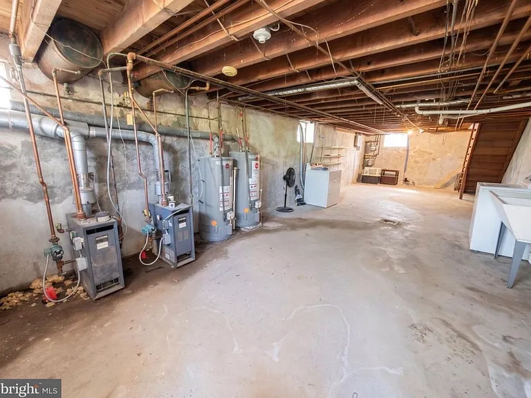 6036 Lawndale Ave #1 — Photo 16