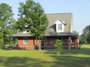 148B Epps Ct, Seale, AL 36875
