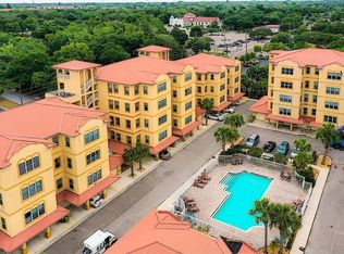 630 Wells Ct UNIT 202, Clearwater, FL 33756