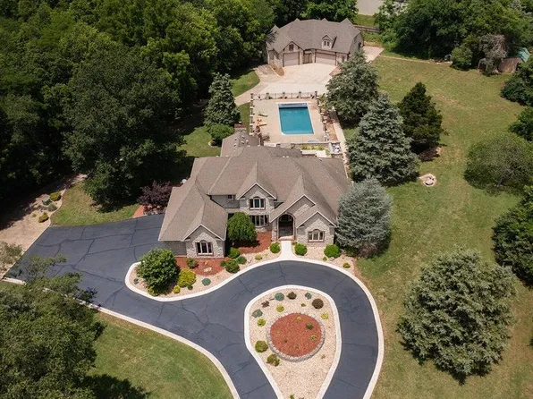 4217 E Farm Road 132, Springfield, MO 65802