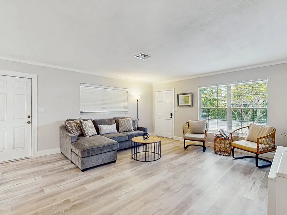 4707 2nd Ave #ID1591418P