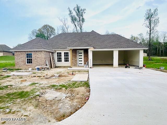 1st image of 635 Laddie James Cir