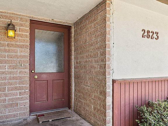4th image of 2823 W Royal Oaks Drive