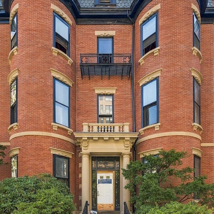 1st image of 299 Beacon St