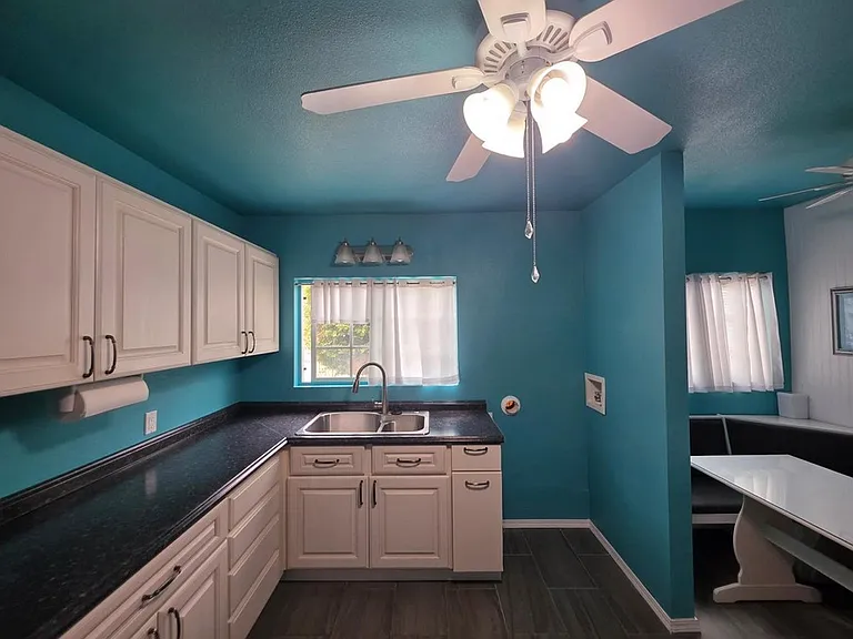 231 Sea Vale St #231 — Photo 2