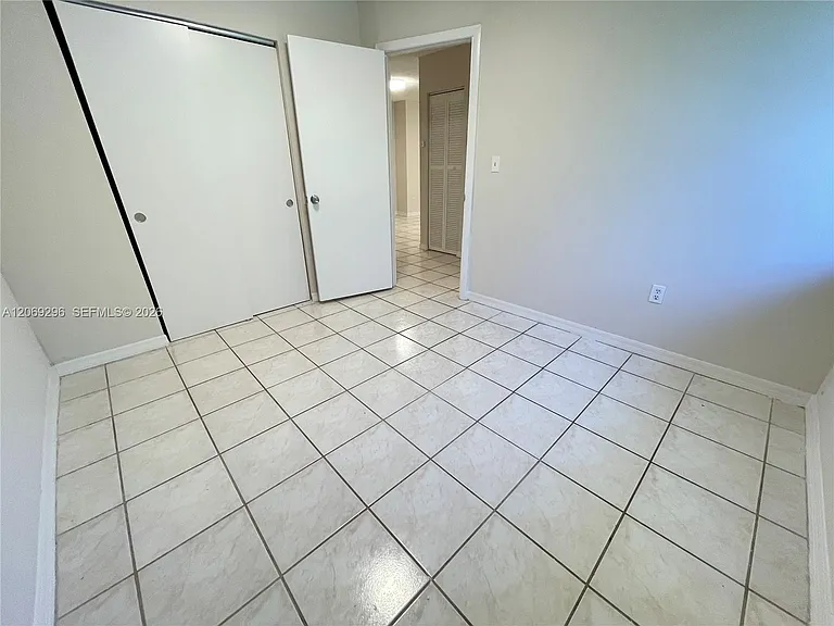 800 SW 10th Ave #830 — Photo 8