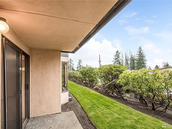 5th image of 22700 28th Ave S APT 103
