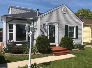 1216 Dartmoor Ave, Parma, OH