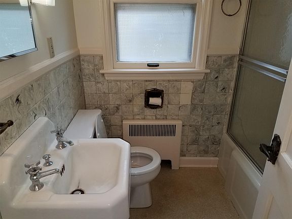 3rd image of 2125 Auburn St APT 1W