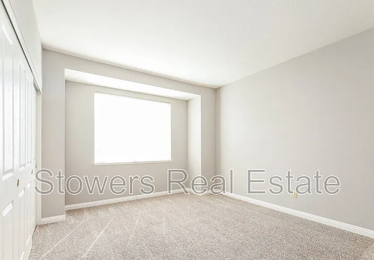 37 Mountain Valley Pl — Photo 15