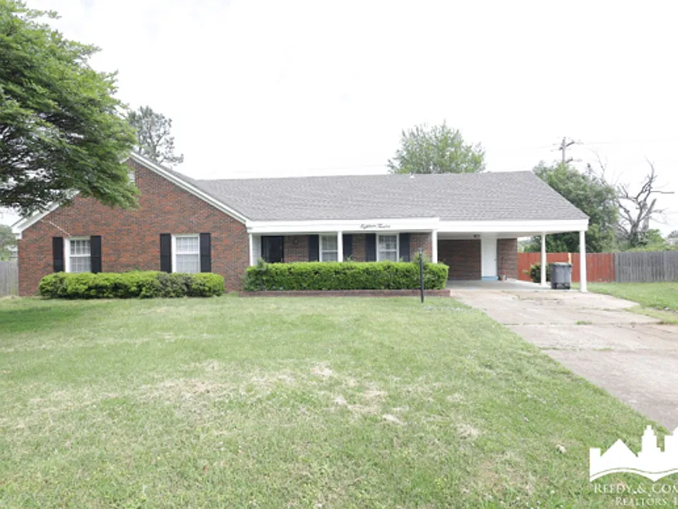 1812 Whitman Rd