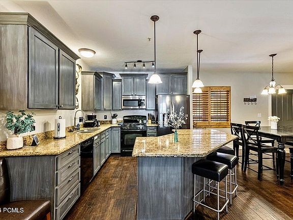 3rd image of 5501 N Lillehammer Ln #4303
