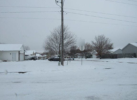 3rd image of 680 Willowbrook Dr NE