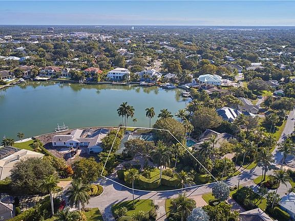 4th image of 1818 Hurricane Harbor Ln