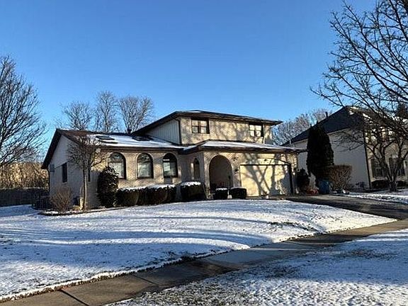 3rd image of 3132 Venard Rd