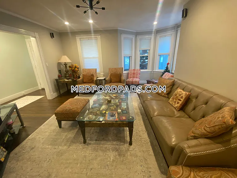 132 George St #1 — Photo 5