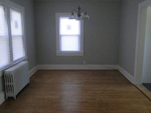5th image of 100 Argyle Ave