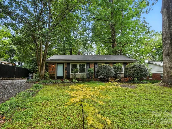 4044 Sheffield Dr, Charlotte, NC 28205
