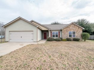 5 Churchill Dr, Fort Mitchell, AL 36856