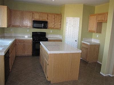 3rd image of 1222 Wild Horse Dr