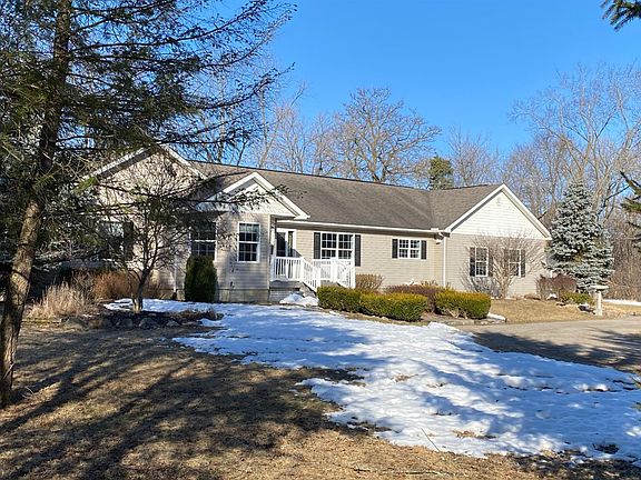 2nd image of 3757 Oakridge Ct