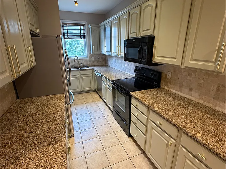 320 Old Hickory Blvd #602 — Photo 5