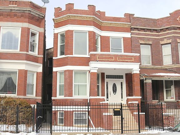 2nd image of 3936 W Gladys Ave