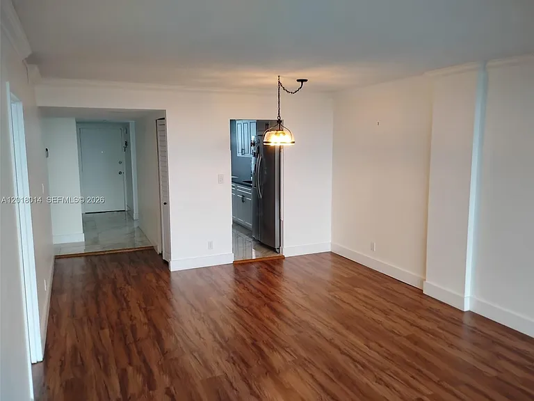 250 Jacaranda Dr #608 — Photo 5