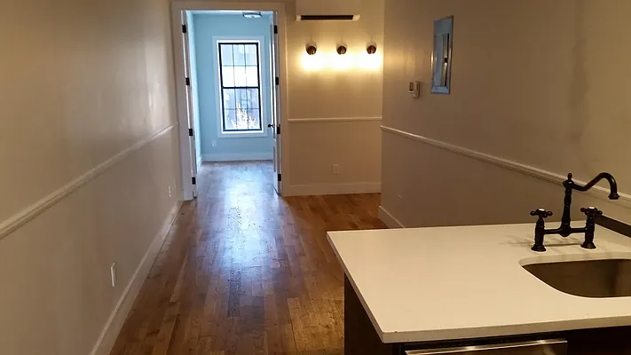 Rented by Arvik Group Real Estate | media 8