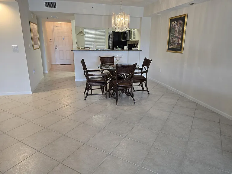 12547 Imperial Isle Dr #304 — Photo 22