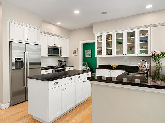 5th image of 86 Wildwood Court