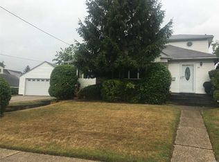 99 Carolyn Ave, Valley Stream, NY 11580