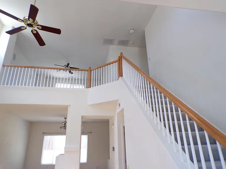 9638 Yukon Way — Photo 3